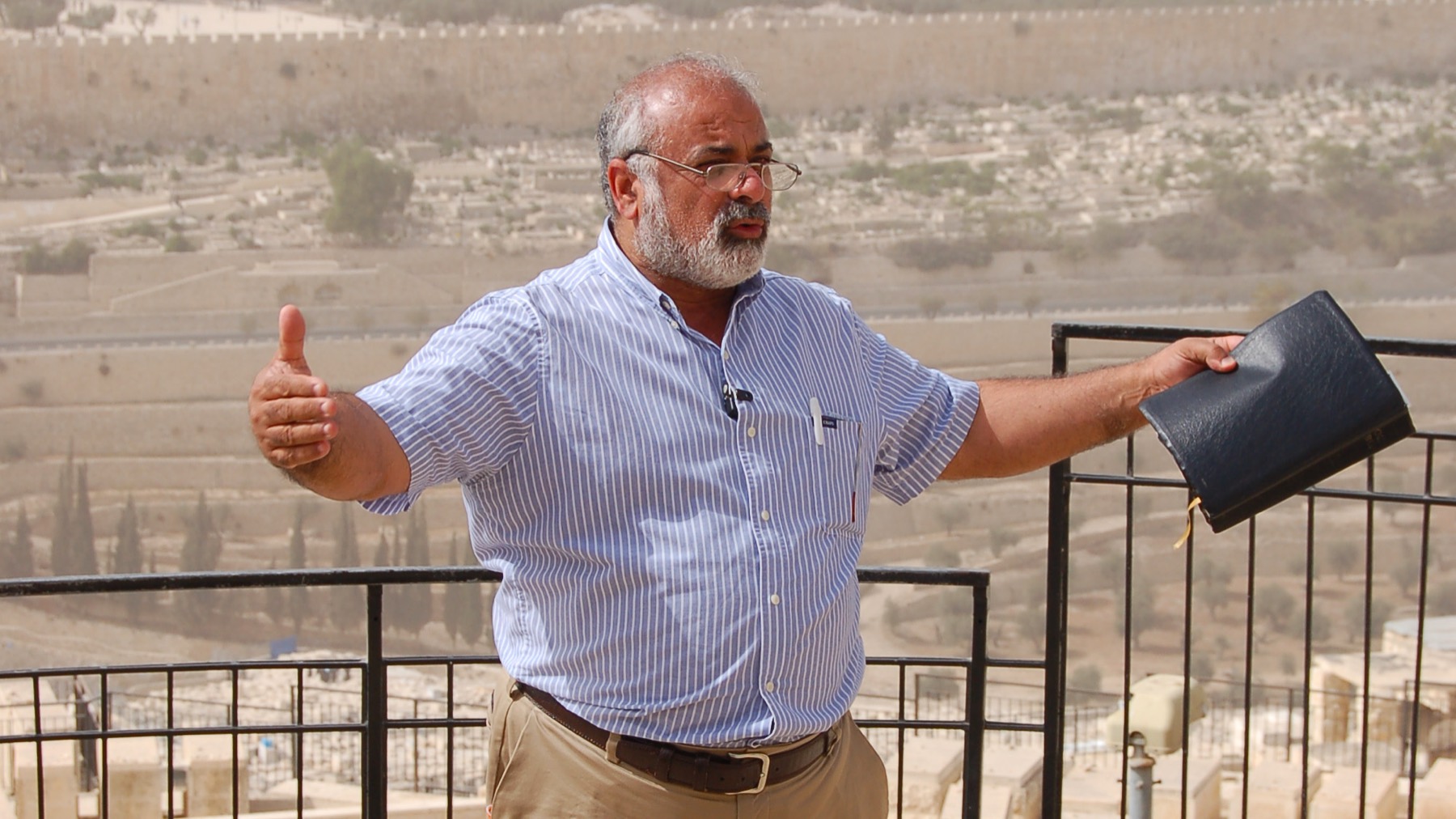 Gideon Levytam teaching on the Mount of Olives